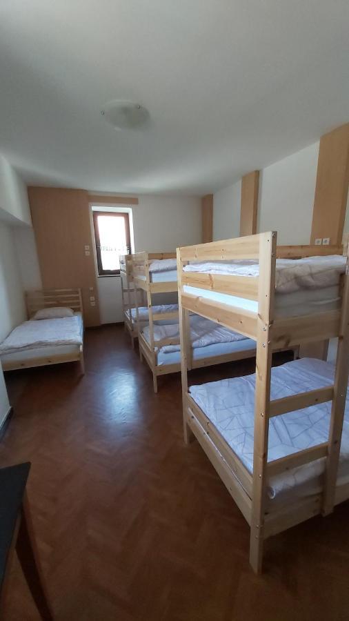 Hostel In Picerija Spajza Mojstrana Zewnętrze zdjęcie