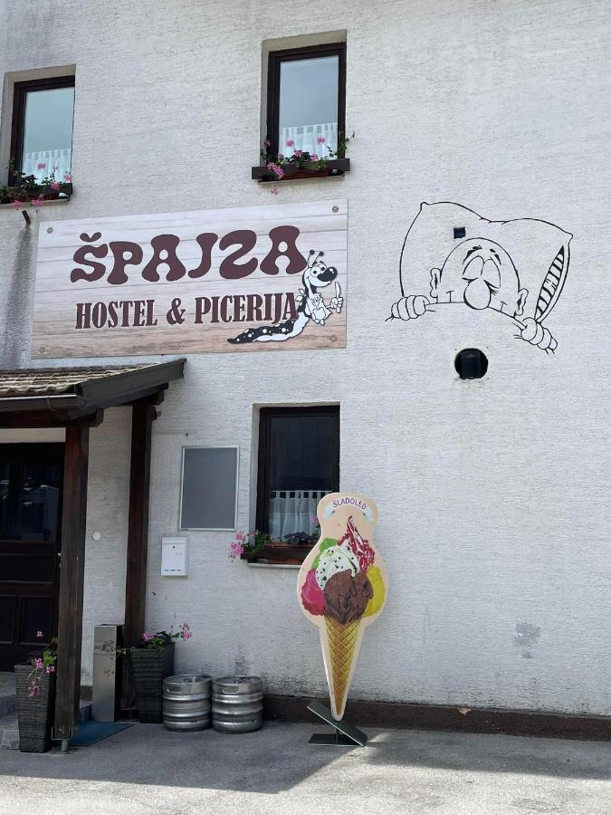 Hostel In Picerija Spajza Mojstrana Zewnętrze zdjęcie