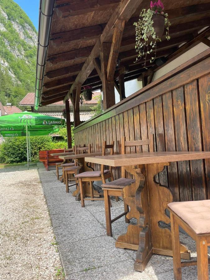 Hostel In Picerija Spajza Mojstrana Zewnętrze zdjęcie