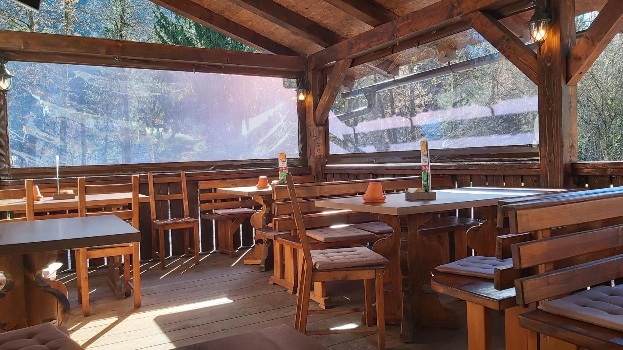 Hostel In Picerija Spajza Mojstrana Zewnętrze zdjęcie